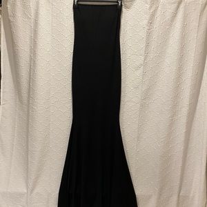 IHOT Women’s Long Black Dress Size L